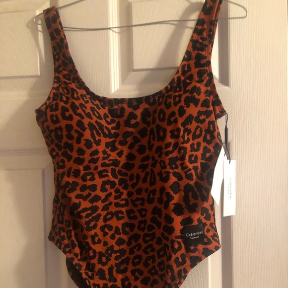 Bathing suit - Picture 2 of 3